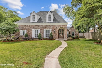 208 Rue Du Maurier, Lafayette, LA 70503