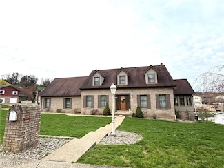 100 Pinecrest Dr, Saint Clairsville, OH 43950