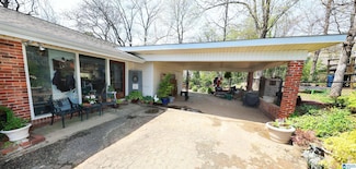 1504 Rainbow Cir, Anniston, AL 36207