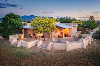 6 Calle Angelo, Ranchos de Taos, NM 87557
