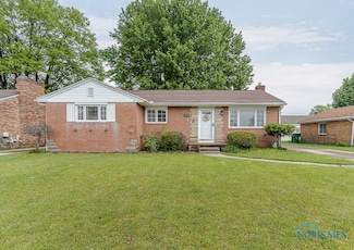 308 Lorraine Place, Rossford, OH 43460