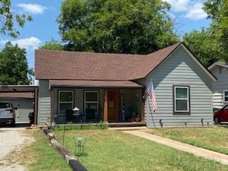 814 East St, Graham, TX 76450