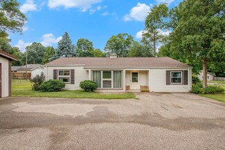 607 Main St, Buchanan, MI 49107