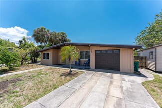 219 Martin Dr NE, Port Charlotte, FL 33952