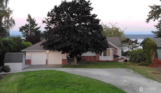 1951 Cascade View Dr, Camano Island, WA 98282