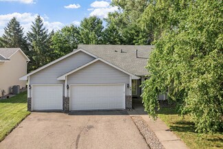 7011 Upper 36th St N, Saint Paul, MN 55128