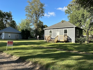 111 S Williams St, Craig, MO 64437