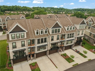 302 High Pointe Dr, Seven Fields, PA 16046