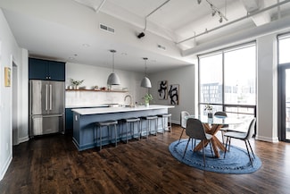 400 N Broadway Unit 804, Milwaukee, WI 53202