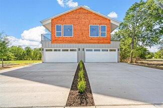 2517 Meyers St, Dallas, TX 75215