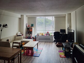 33 Pond Ave Unit 1013, Brookline, MA 02445