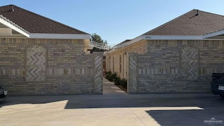 808 N Kentucky St, Alton, TX 78573