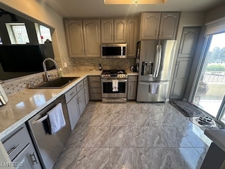 9816 Villa Ridge Dr, Las Vegas, NV 89134