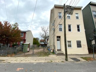 66 Clinton St, Paterson, NJ 07522