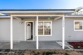 10464 Stone Rd, Jacksonville, FL 32246