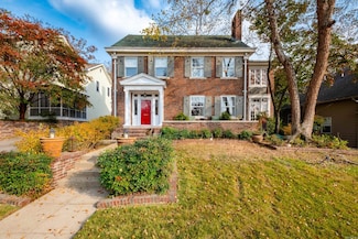 313 Colonial Ct, Little Rock, AR 72205