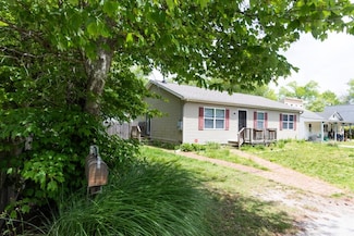 323 E Pacific Ave, Villas, NJ 08251