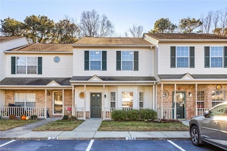304 Crescent Ct, Yorktown, VA 23693