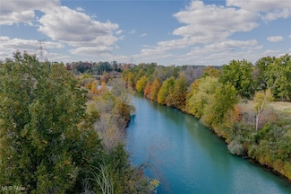 11511 N Johnson Rd, Beloit, OH 44672