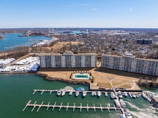 200 Cove Way Unit 105, Quincy, MA 02169