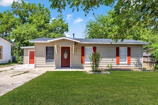 8016 Downe Dr, Fort Worth, TX 76108