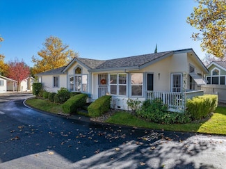 4719 Maple Trail, Redding, CA 96003