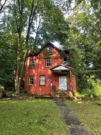 47 S Bridge St, Poughkeepsie, NY 12601