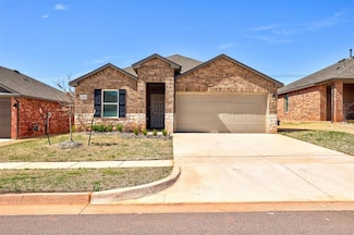4109 Sara Park Dr, Mustang, OK 73064