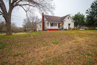 281 Madison St, Talbotton, GA 31827