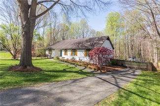 436 Tudor Downs Rd, Winston Salem, NC 27103