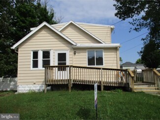 521 W Clements Bridge Rd, Runnemede, NJ 08078