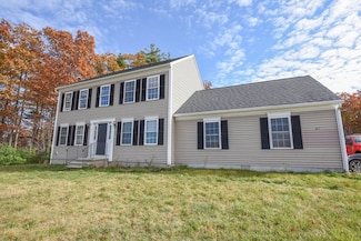 65 Victoria Ln, Templeton, MA 01468