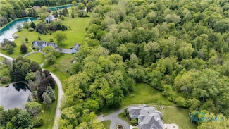 7901 Brint Rd, Sylvania, OH 43560