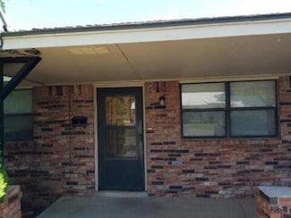 101 E 5th St Unit 103 E 5th St, Watonga, OK 73772