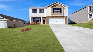 84 Queen Valley Way, Waynesville, NC 28786