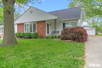 20 Foresters Ln, Springfield, IL 62704