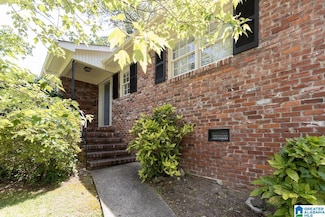 4017 Montclair Rd, Mountain Brook, AL 35213