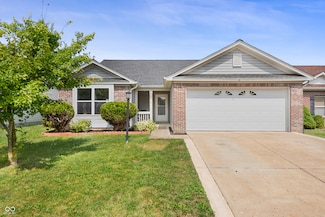19519 Prairie Crossing Dr, Noblesville, IN 46062