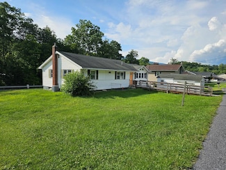 14155 Hill Valley Rd, Mount Union, PA 17066