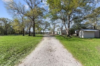 9900 Idaho Ln, Midway, TX 75852