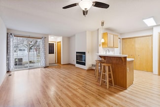 8404 Copperfield Way Unit 101, Inver Grove Heights, MN 55076