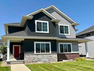 609 Catherine Dr, Tiffin, IA 52340