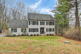 2512 Valley View Acres Rd, Stroudsburg, PA 18360