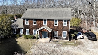 39 Washington Ave, East Hampton, NY 11937