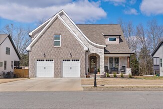 8858 Silver Maple Dr, Ooltewah, TN 37363