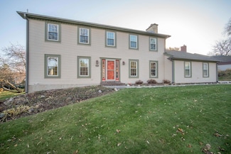 3024 Minot Ln, Waukesha, WI 53188