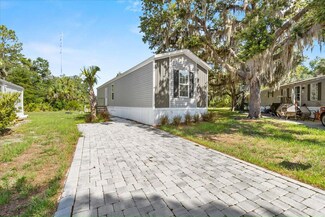 11240 N Northwood Dr Unit 4, Inglis, FL 34449