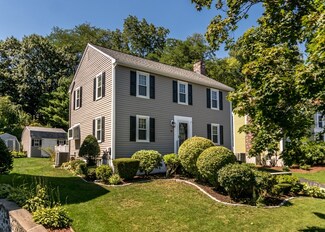 50 Helen St, Waltham, MA 02452