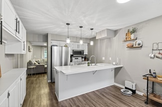 44 Walden St, Burnsville, MN 55337