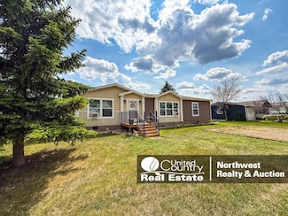 40 S 10th St E, Malta, MT 59538